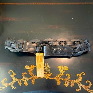 Brave Size 30 New Black Leather Belt very Unique Made in Canada